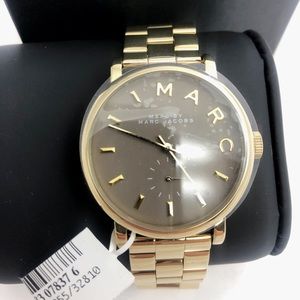 Marc Jacobs Accessories - Marc Jacobs women’s gold watch Marc Jacobs Accessories - Marc Jacobs women’s gold watch